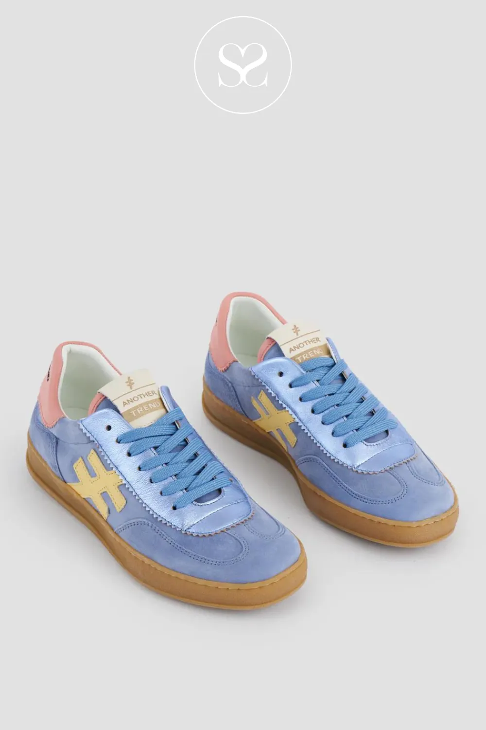 ANOTHER TREND A032 ICONIC BLUE AND BABY PINK LEATHER TRAINER