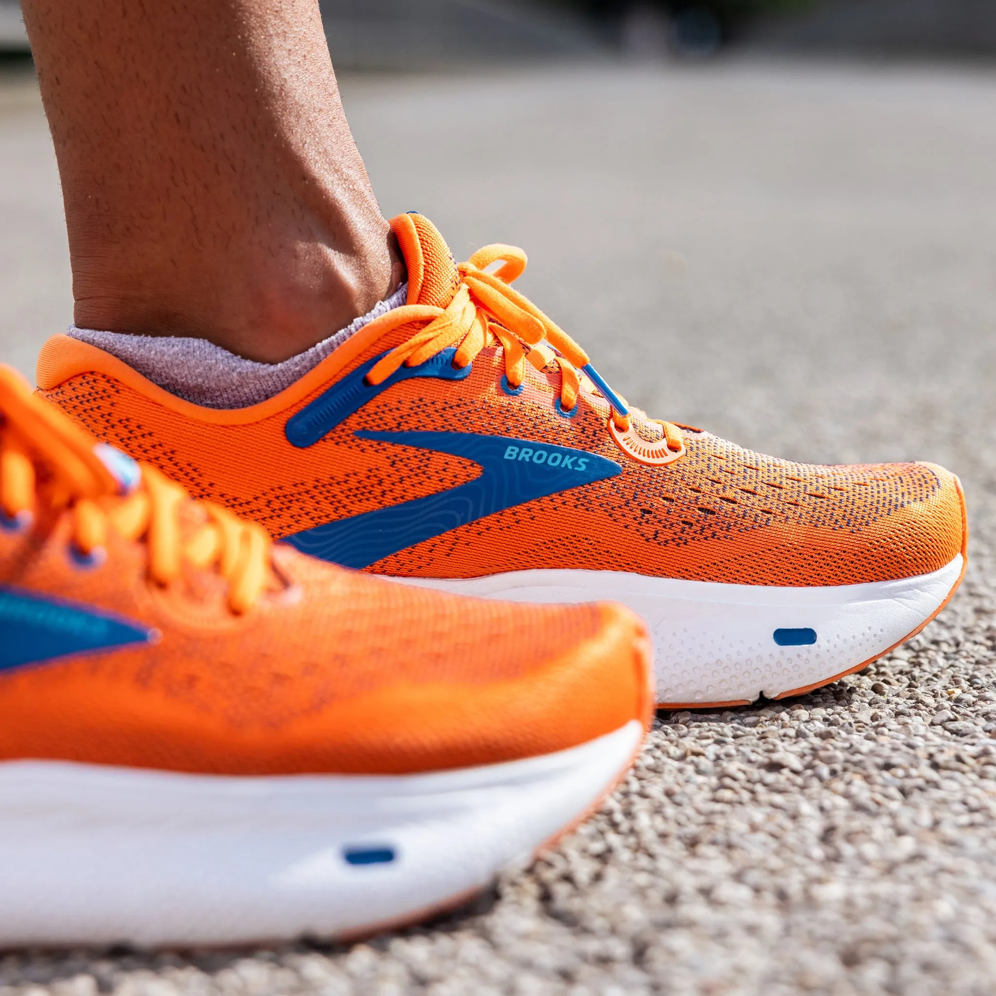 Brooks Ghost Max Men's Orange/Black/Surf The Web