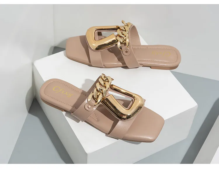 Classy U Chain Buckle Square Toe Flat Sandals