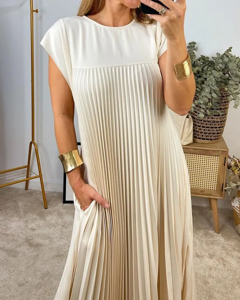 Elegant Pleated Maxi Dress | Flowy & Chic