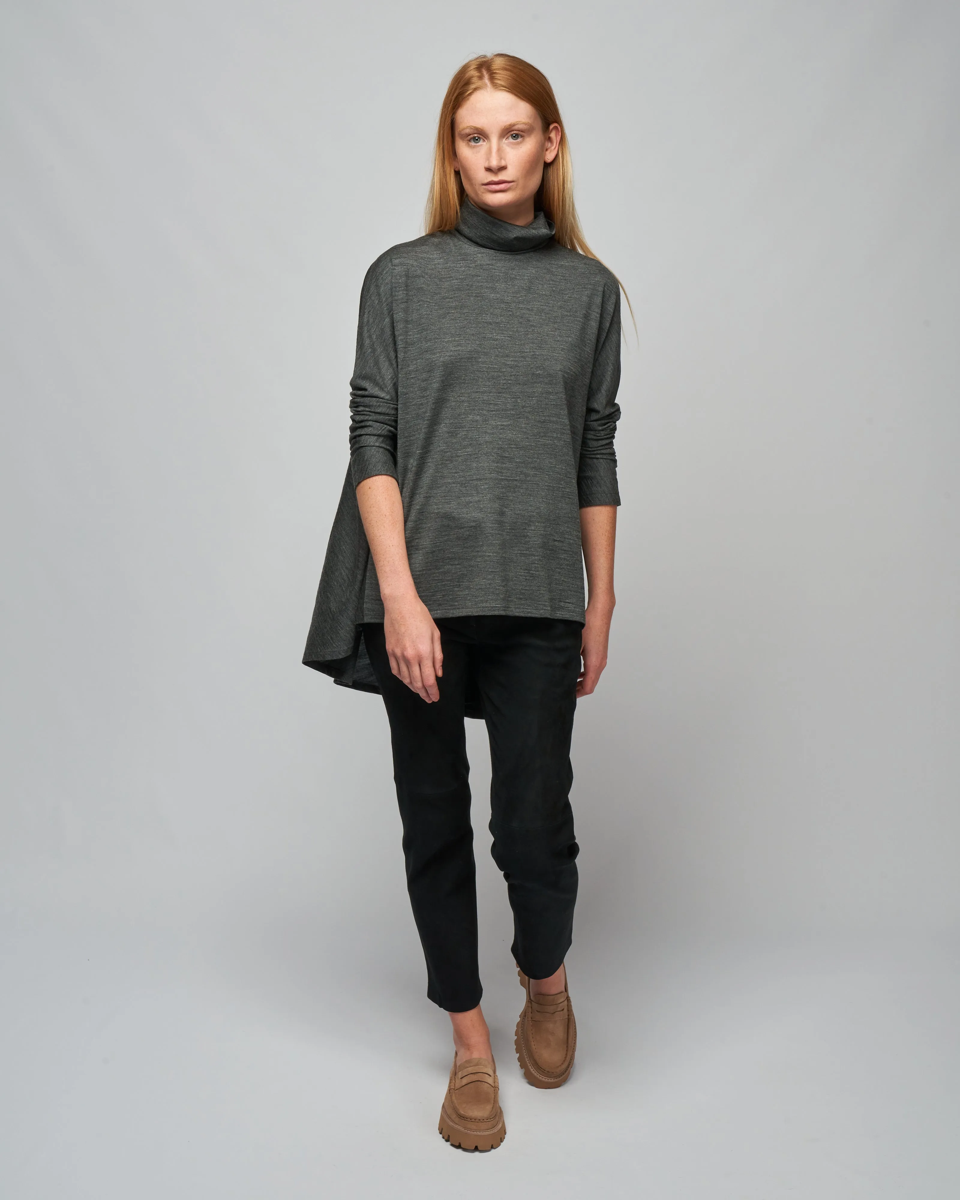 elyse flair high-neck top - charcoal