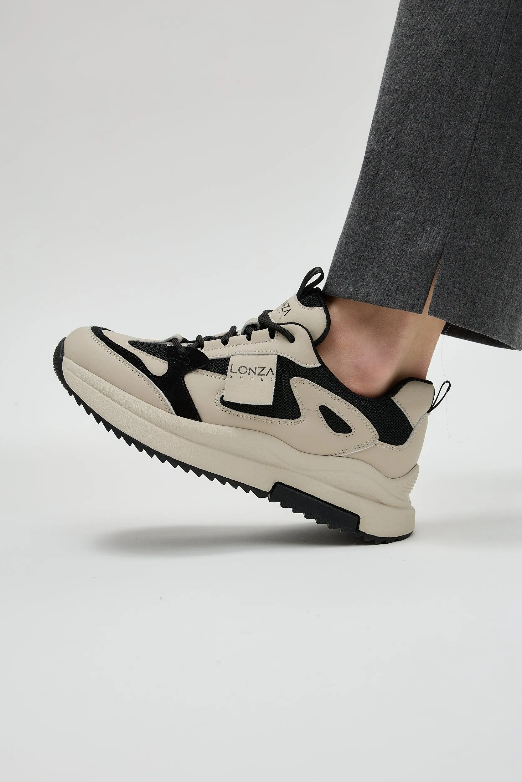 Wind Black